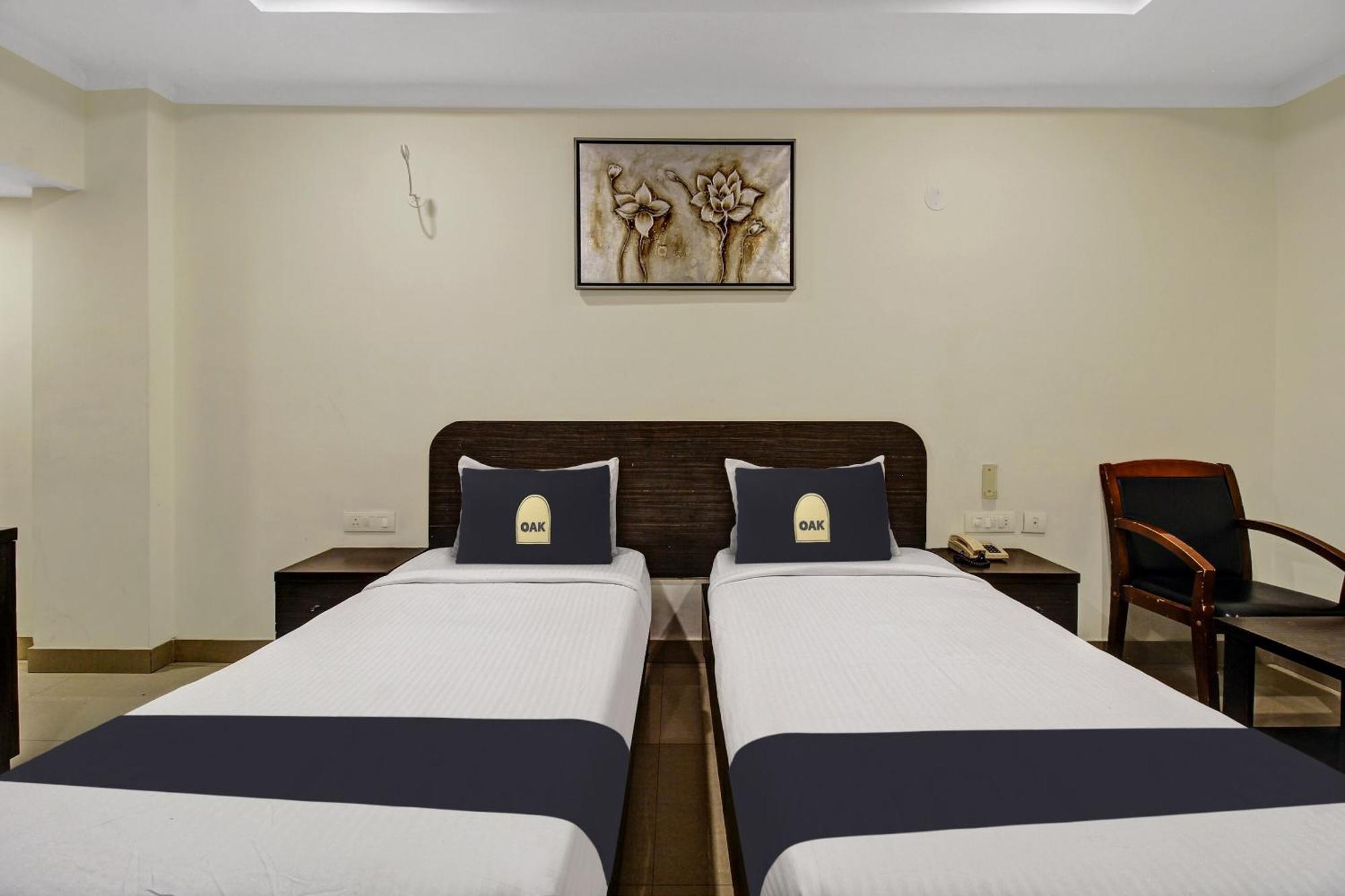 Hotel Super Townhouse Oak Lb Nagar Ramoji Hyderabad Exterior foto